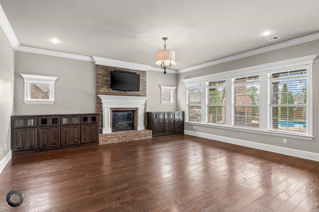 Angel Falls - Residential