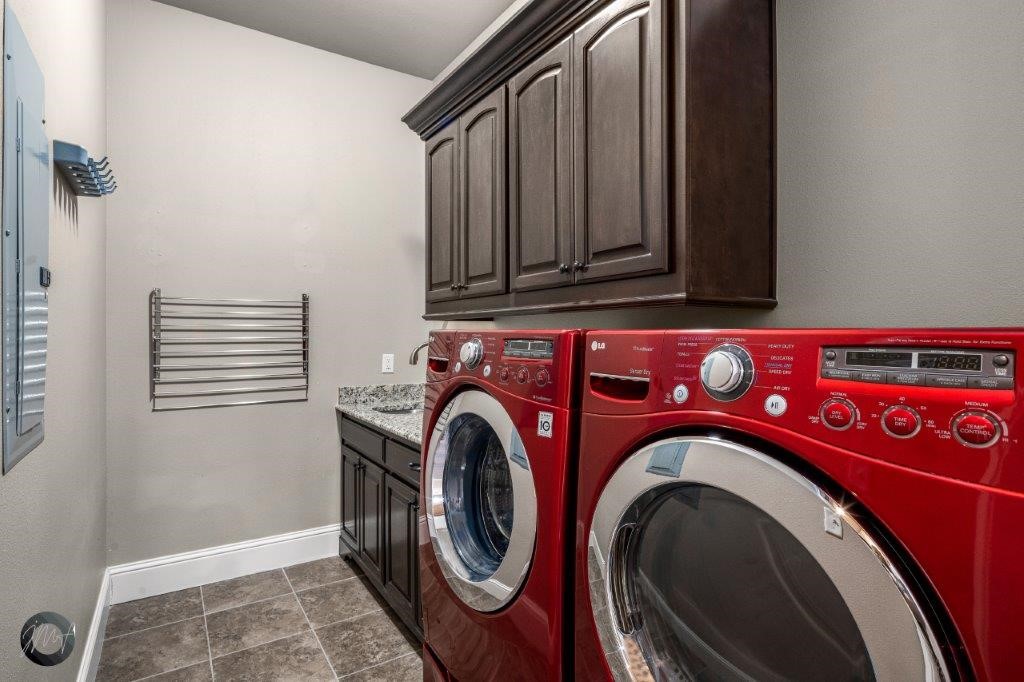 Angel Falls - Residential