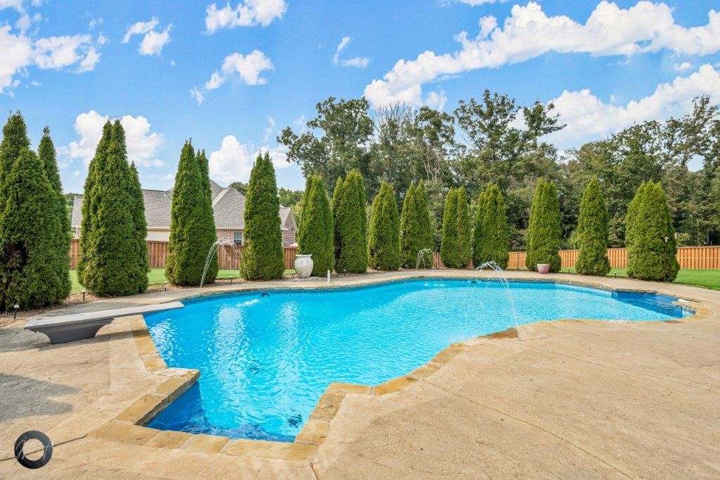 Angel Falls - Residential