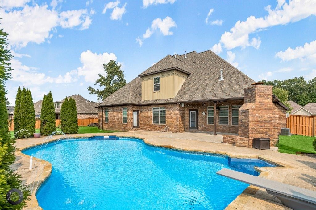 Angel Falls - Residential