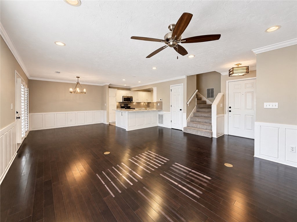 27 La Quinta Court