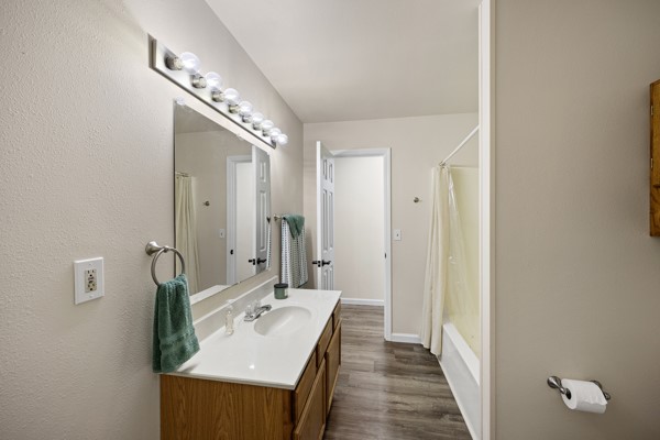 Lakewood Ph I - Residential