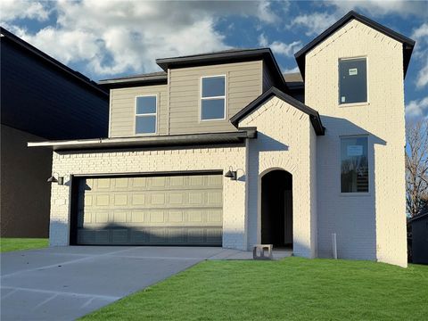 Photo of 1834 E Fiji Street, Fayetteville, AR 72701 (MLS # 1336288)