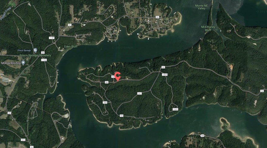 32 minutes to downtown Rogers, 20 min to Hobbs State Park and 30 minutes to Prairie Creek marina. Flat corner buildable lot, soils test and survey available.