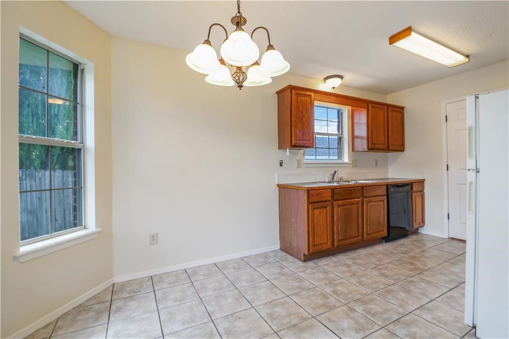 Magnolia Crossing - Residential Lease