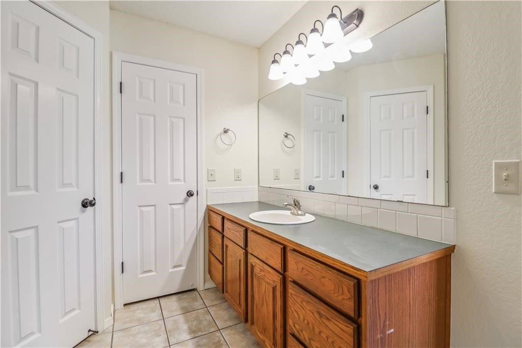 Magnolia Crossing - Residential Lease