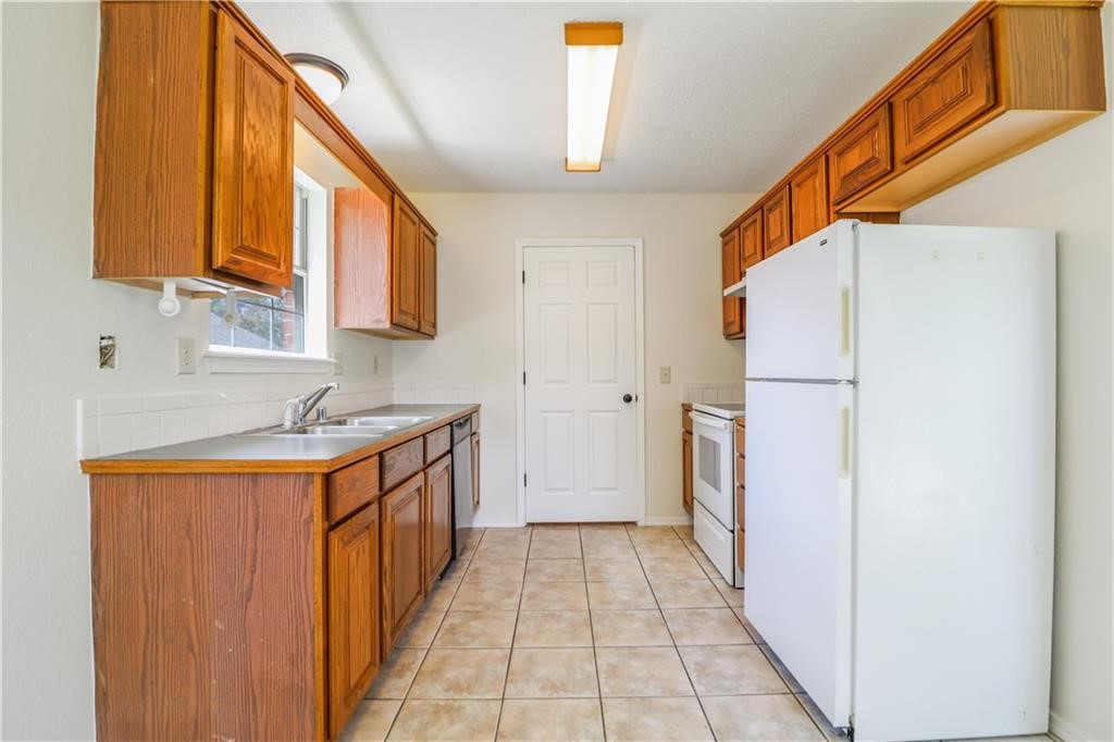 Magnolia Crossing - Residential Lease