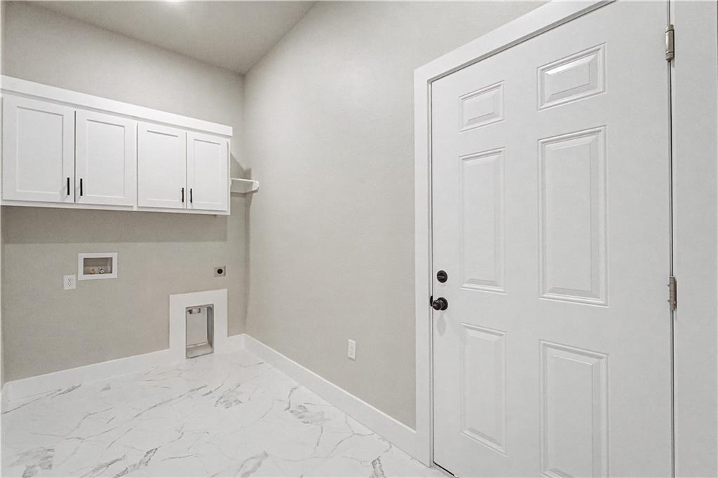 228 - Residential Lease