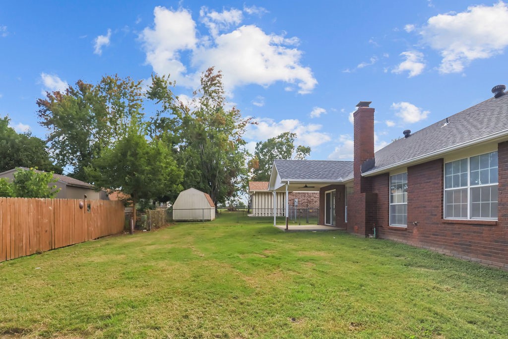 Meadow Acres Blk Ii Rogers - Residential