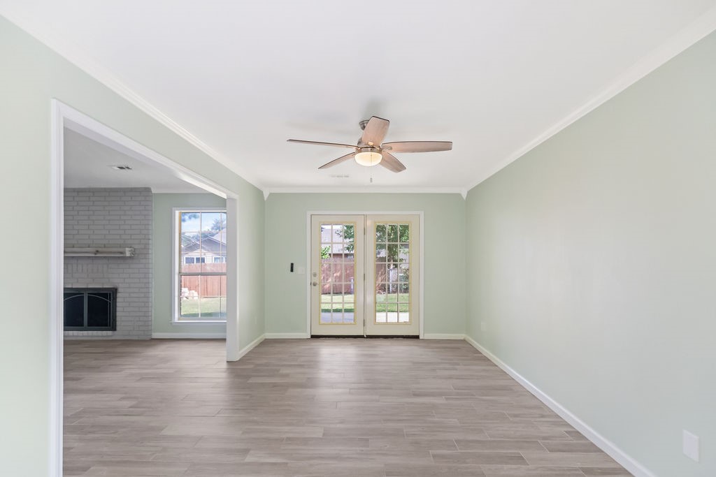 Meadow Acres Blk Ii Rogers - Residential