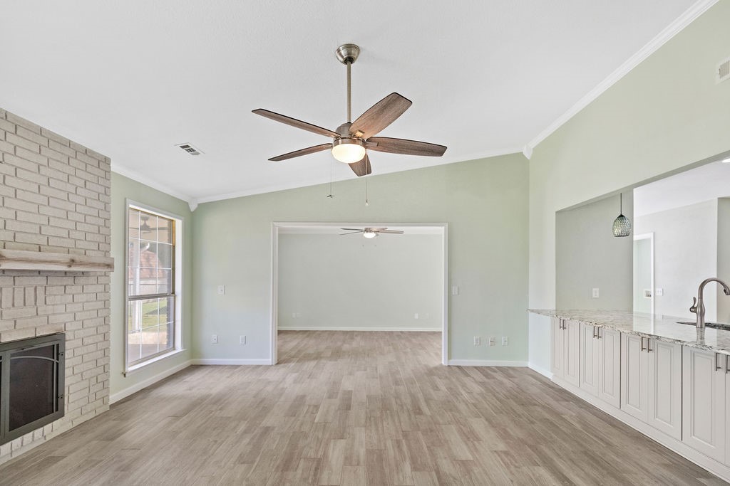 Meadow Acres Blk Ii Rogers - Residential