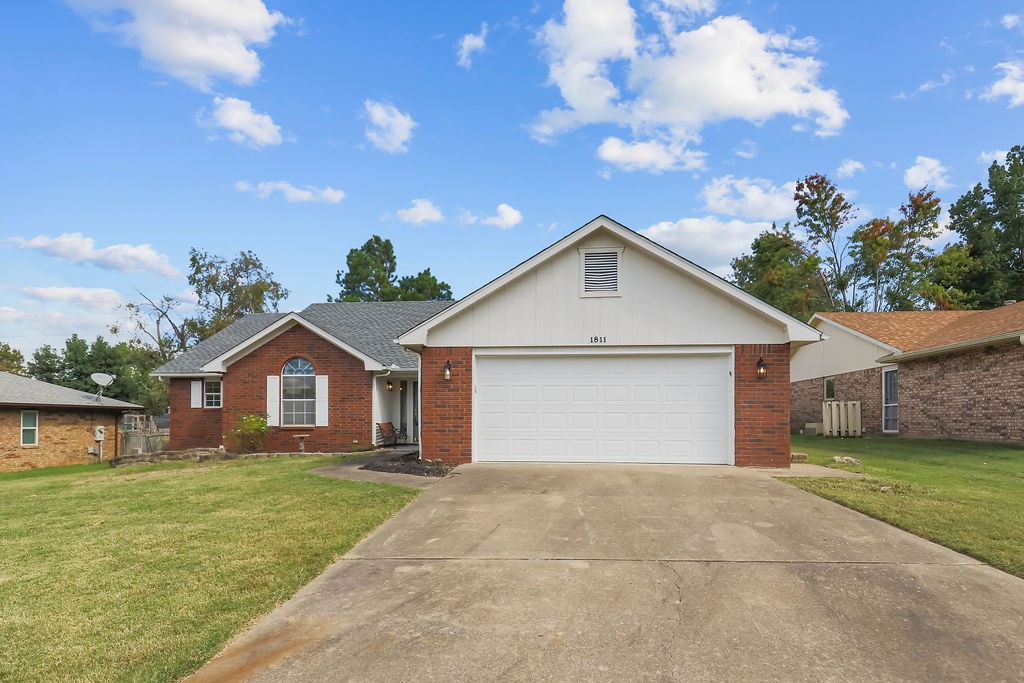 Meadow Acres Blk Ii Rogers - Residential