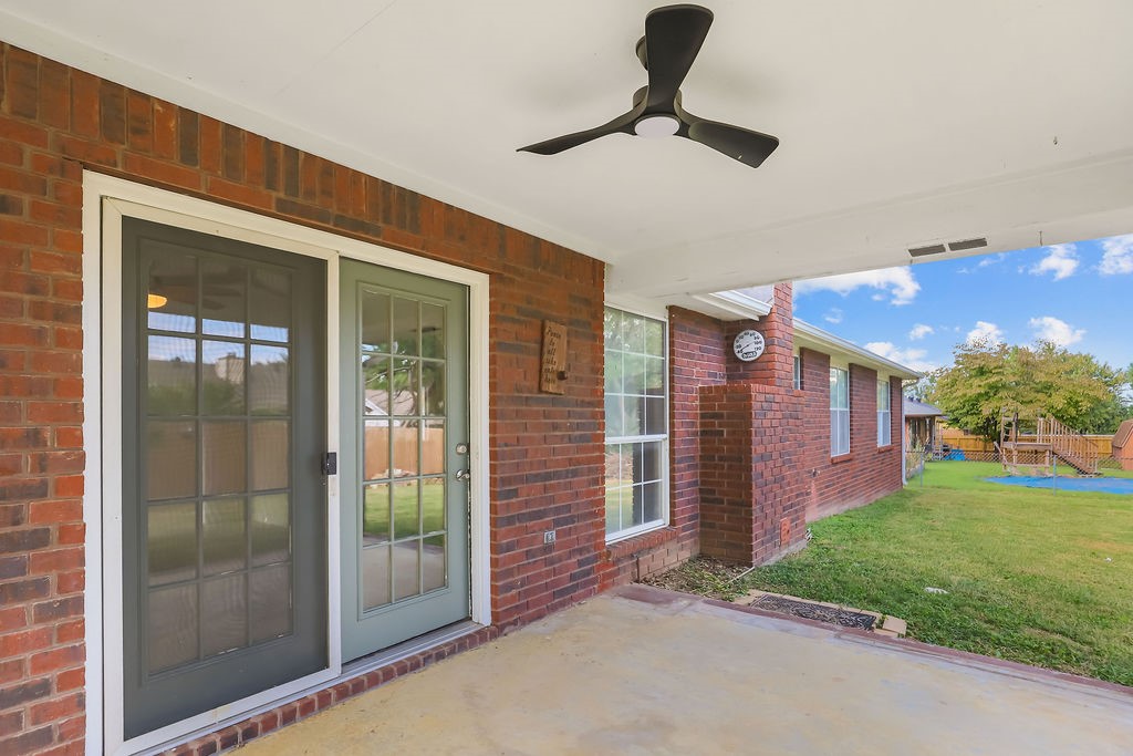 Meadow Acres Blk Ii Rogers - Residential