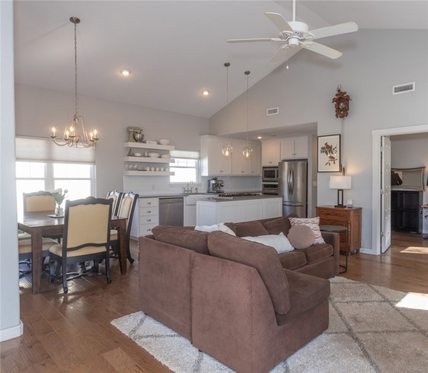 Demings 2nd Add Bentonville - Residential