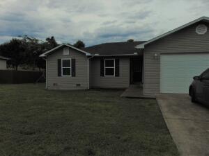 1188 sq. ft. 3 bed, 2 bath home in very nice neighborhood. This one has been well cared for and ideal for a first-time home buyer, family with children, or investment for a rental. The master bedroom is large with ideal sized master bath and walk in closet. One bedroom is great for a guest room as it is separate from the other two. Living room is open and a wall separates it from the kitchen and dining area.