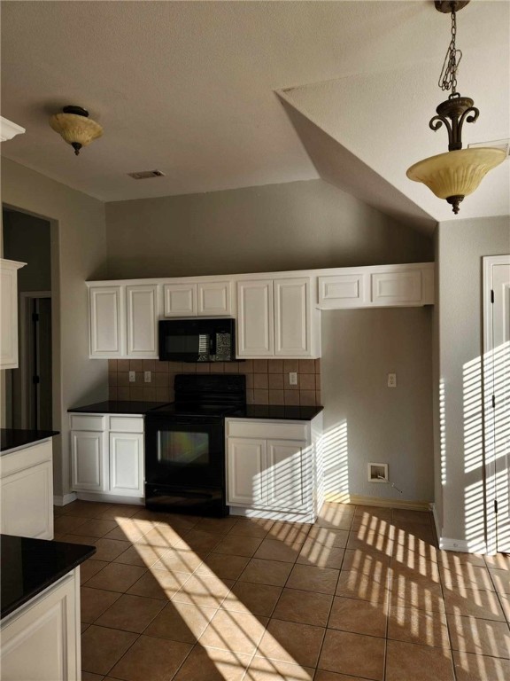 Riverwalk - Residential Lease
