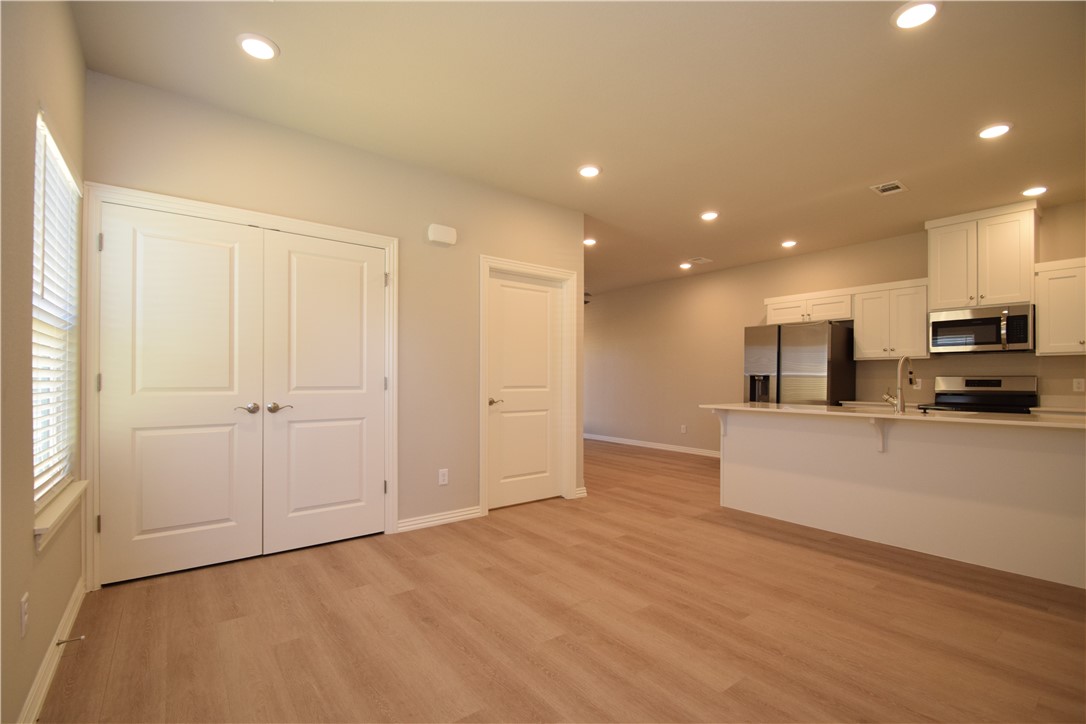 POIGAI ESTATES - Residential Lease