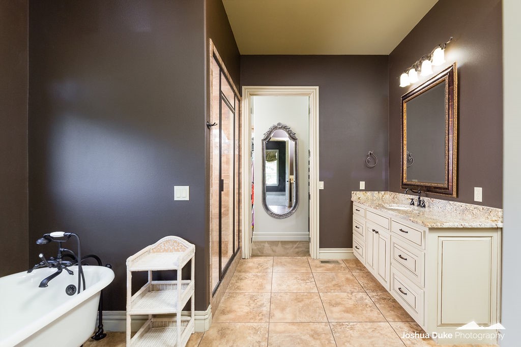 Estates At Dogwood Canyon - Residential