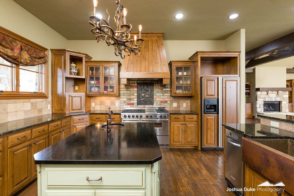 Estates At Dogwood Canyon - Residential