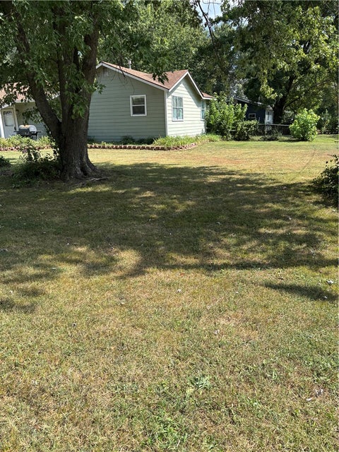 Photo of 613 W Arkansas Street, Gentry, AR 72734 (MLS # 1357793)
