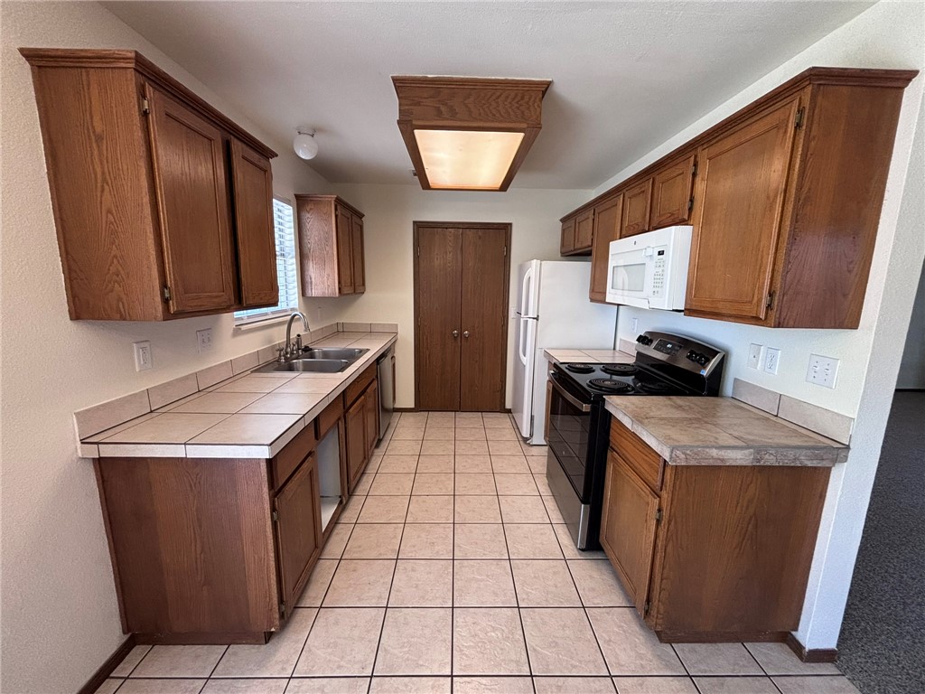 Meadowlands I & Il - Residential
