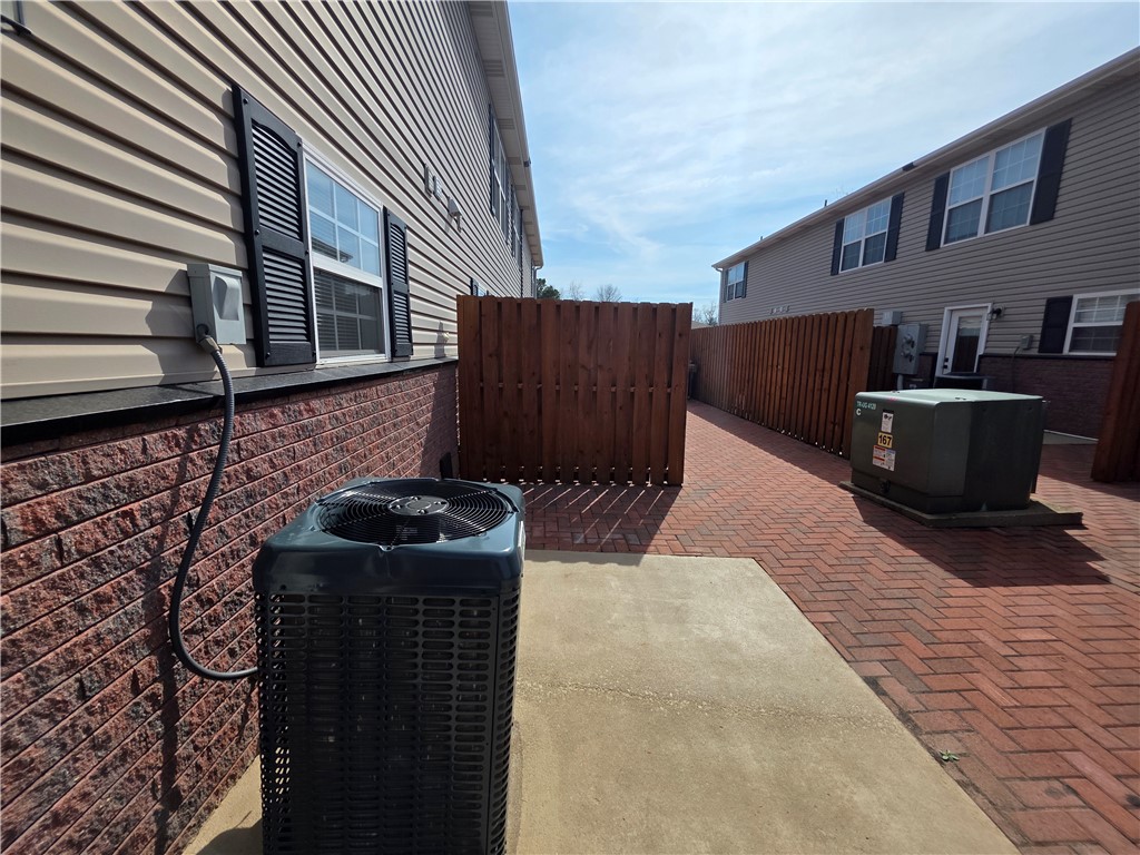 33-20-30 Bentonville - Residential Lease