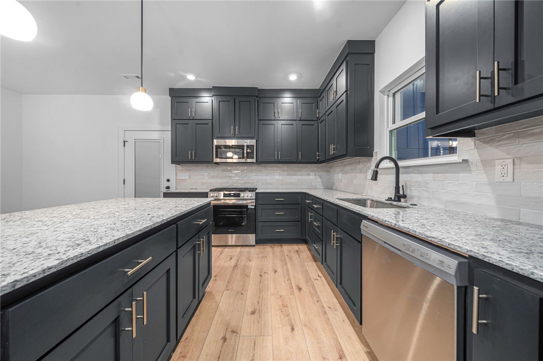 Wells Lake Cottages at Chaffee Cottages - Residential