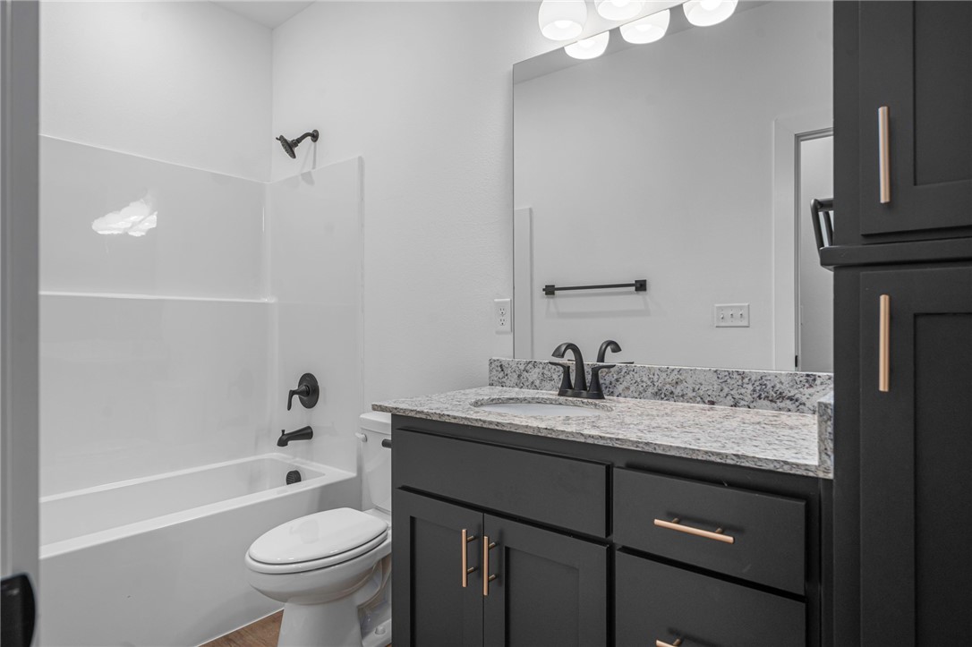 Wells Lake Cottages at Chaffee Cottages - Residential