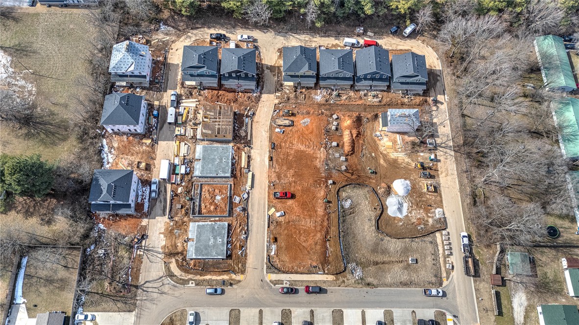 Fayetteville Outlots - Residential Income