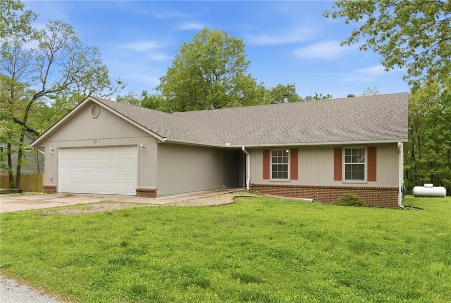 This 3 bedroom, 2 bathroom home offers over 1,650 sq ft and is full of potential for the right buyer. Located on the desirable east side with quick access to Bentonville, this property sits in a high-demand area with strong upside. Positioned near the US-71/I-49 corridor, allowing for an easy commute to Bentonville, Walmart HQ, and surrounding amenities. Bella Vista is known for its outdoor lifestyle, offering access to trails, lakes, golf courses, and parks that continue to drive growth and buyer interest. Zoned to Bentonville Schools, adding long-term value. Ideal for investors seeking a project, resale, or long-term investment.