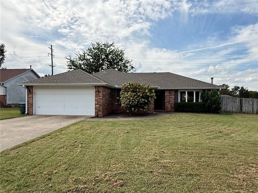 This Fayetteville home sits on a spacious 0.28-acre corner lot and offers 3 bedrooms, 2 bathrooms, all on one convenient level. A 2-car garage provides plenty of extra space for storage or hobbies. Inside, you’ll love the updated flooring and fresh paint throughout, paired with a cozy gas log fireplace in the living room—perfect for cool Arkansas evenings. The kitchen flows seamlessly into the dining area and opens to the living room, where large windows fill the space with natural light.
Step outside to the oversized back porch and fully fenced backyard, ideal for kids, pets, or hosting friends and family. The primary suite includes custom built-ins in the closet, keeping everything organized and tidy. With quick access to I-49, you’ll enjoy easy connections to all that Northwest Arkansas has to offer.