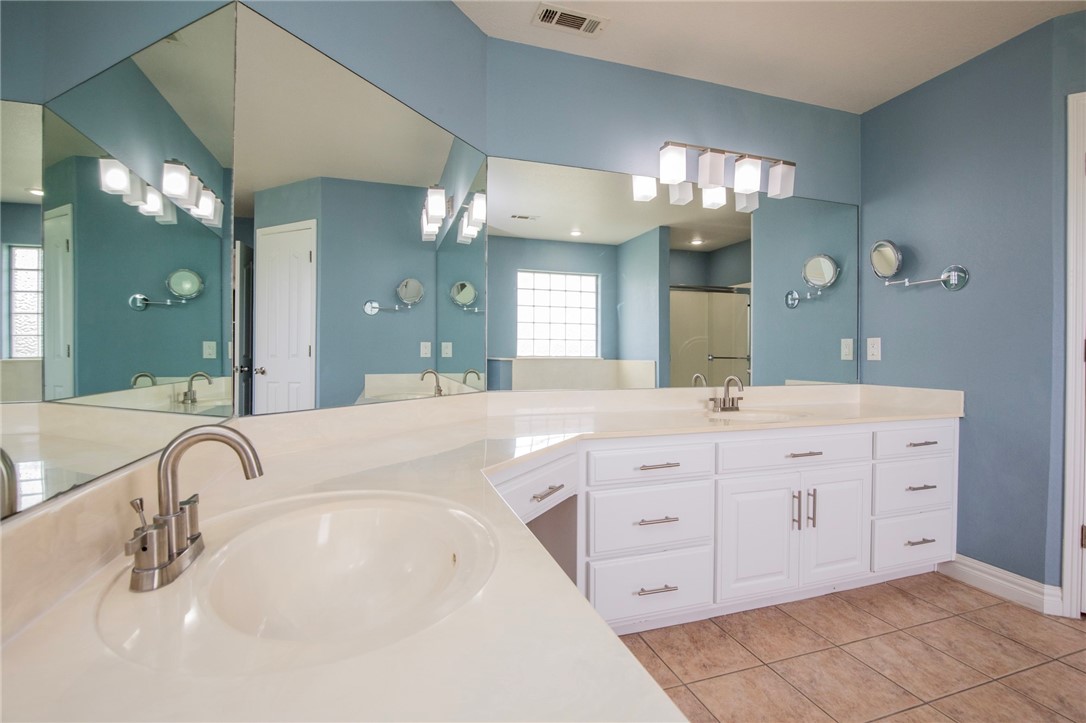 Rolling Hills Estates-Rurban - Residential Lease