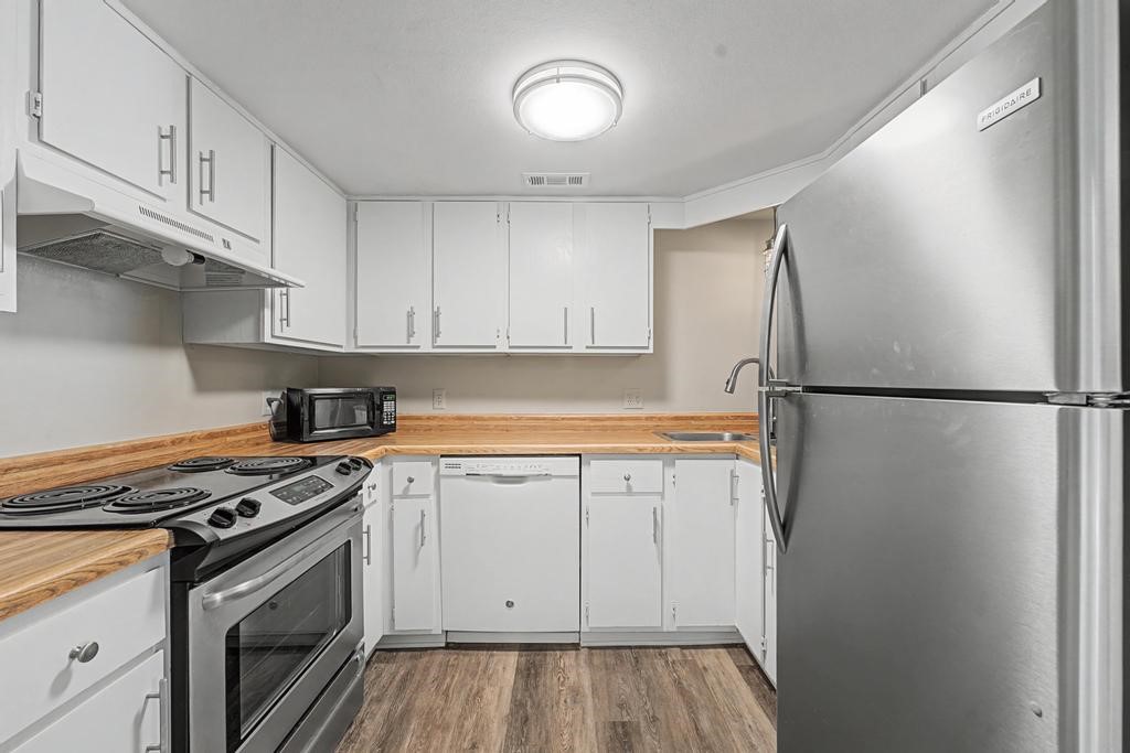 Walker Stone Square - Residential Lease