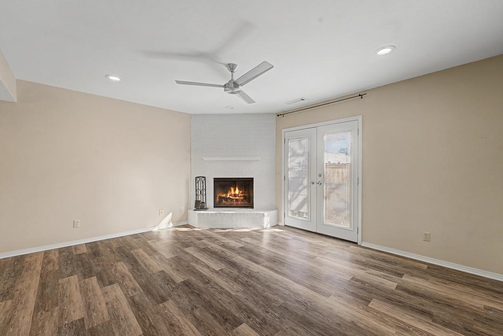 Walker Stone Square - Residential Lease