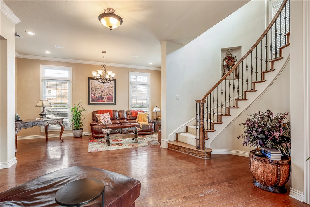 Peaks Ph Ii, The Rogers - Residential Lease