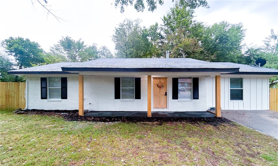 Beautifully renovated 3bedroom, 2bath home featuring a spacious living area and a modern kitchen with brand new appliances and stylish fixtures. Nestled in the lush greenery of Prairie Grove, this inviting home sits on a private, quiet street within a safe and welcoming neighborhood. A perfect blend of comfort and modern living come see it for yourself!