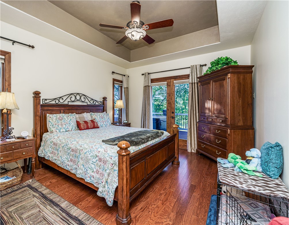 Unit 112 Holiday Island - Residential