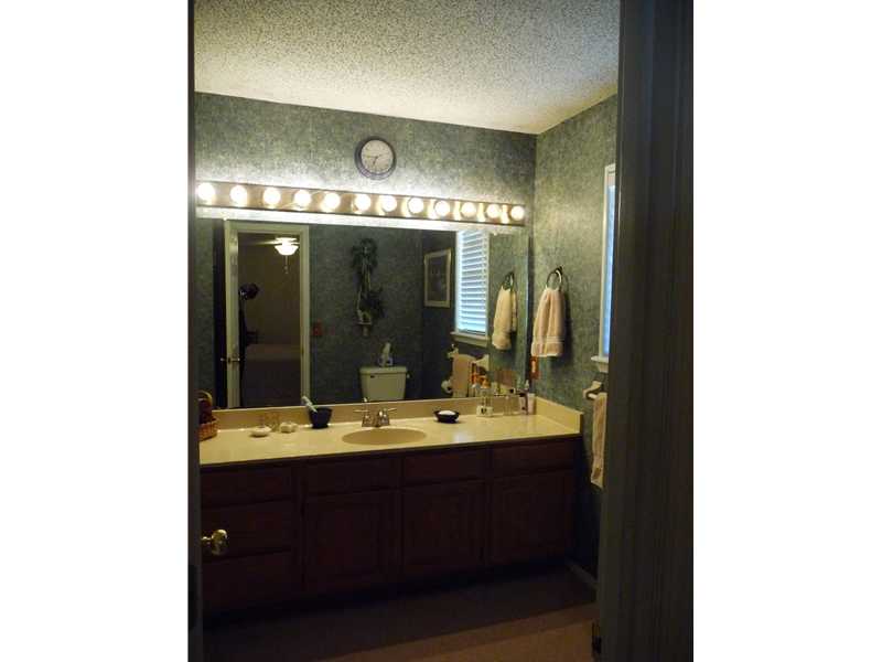 Country Club Estates - Residential