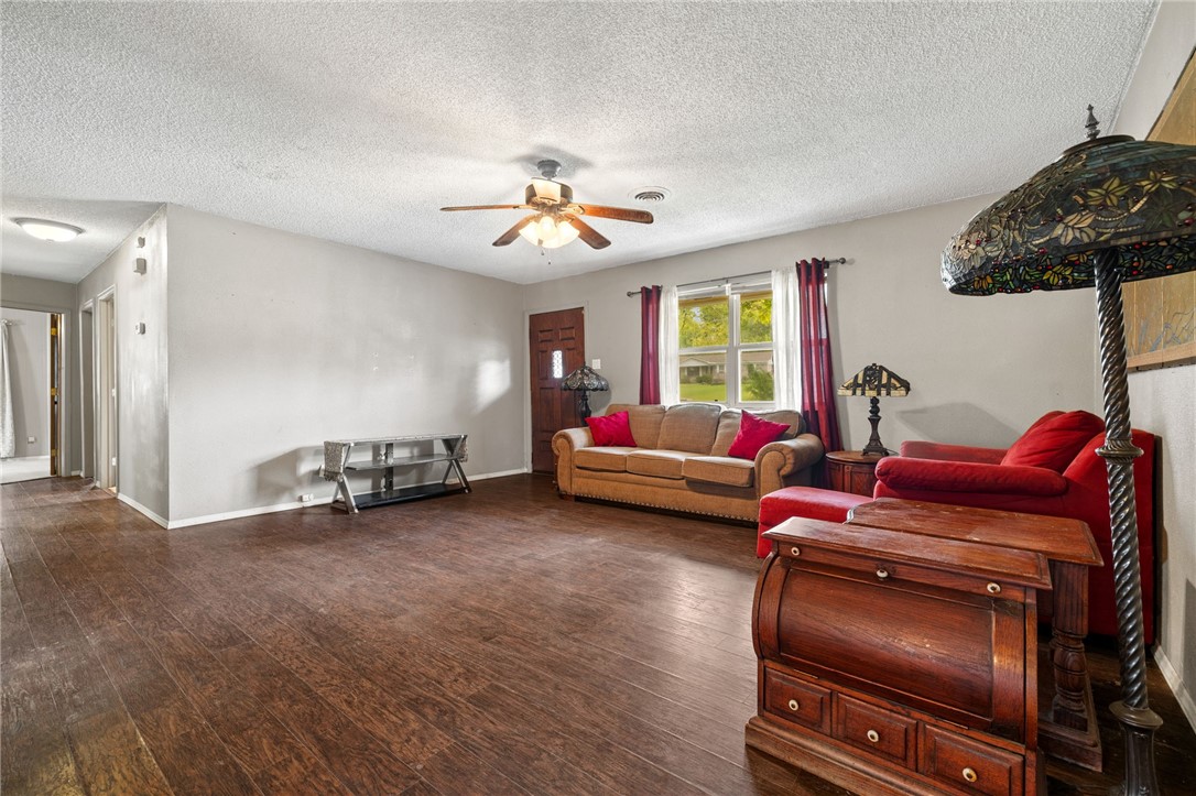 Coleman Village-Barling - Residential