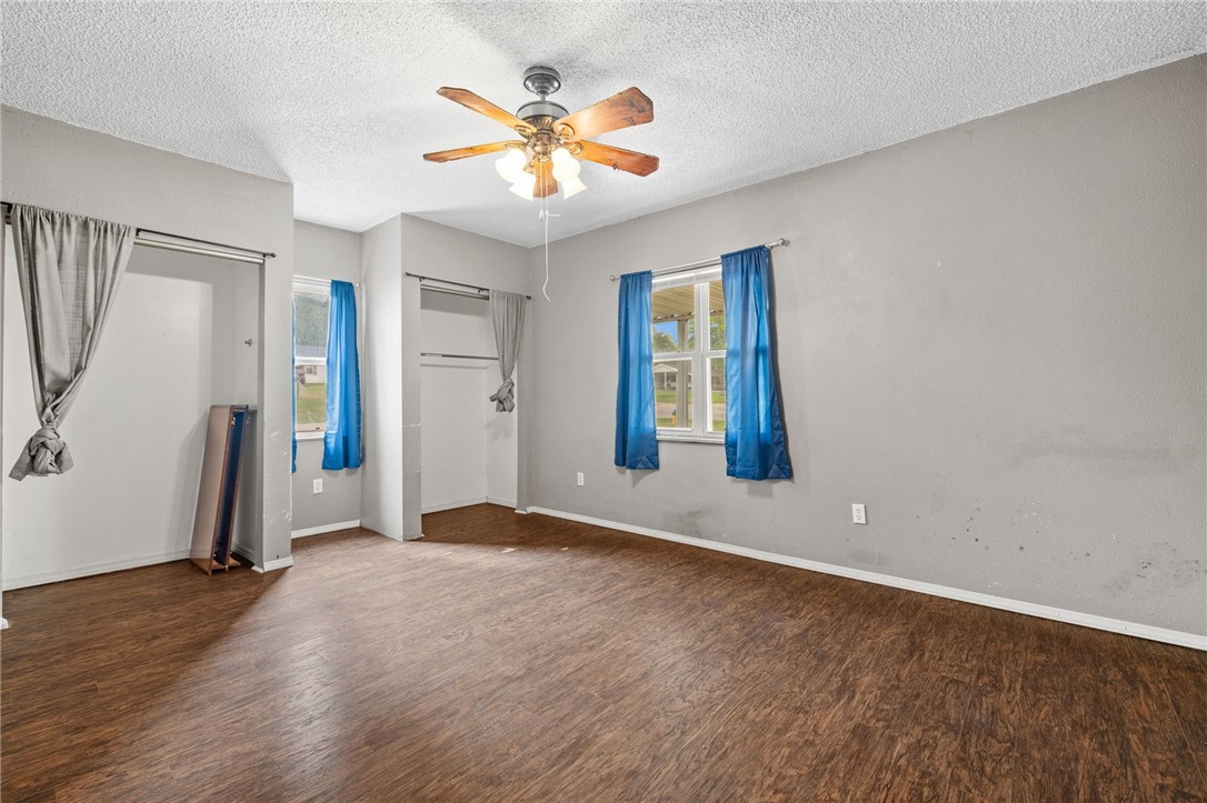 Coleman Village-Barling - Residential