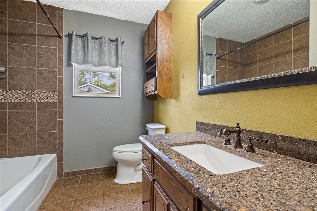 Coleman Village-Barling - Residential
