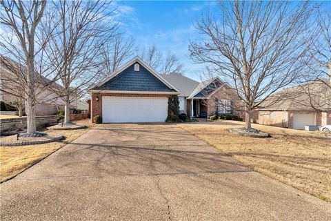 Photo of 5060 Brewster Street, Springdale, AR 72764 (MLS # 1333835)