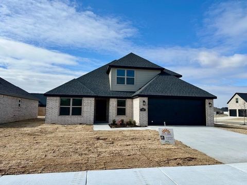 Photo of 4728 W Triangle Street, Fayetteville, AR 72704 (MLS # 1335817)