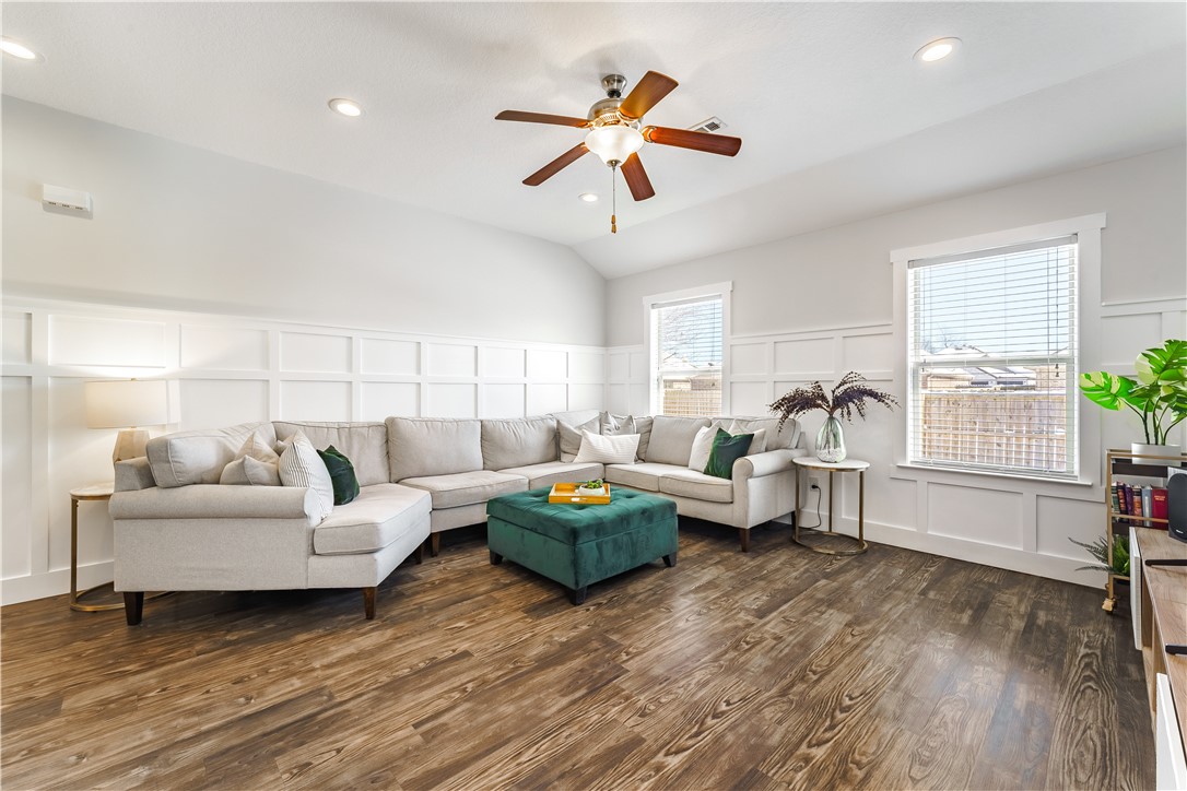 This home in Centerton, Arkansas, offers a blend of modern amenities and energy-efficient features. The living area features board and batten walls and updated flooring. The dining room showcases a stylish grid accent wall. The kitchen includes granite countertops, custom cabinets with modern hardware, a hidden pantry, and a beautiful backsplash. Energy-efficient appliances and upgraded ceramic tile complete the space. The home offers a 9-foot ceilings in the living room. The master suite features a spacious walk-in closet and a private bathroom. Upgraded carpet enhances comfort in the bedrooms. Smart lighting throughout the home. Smart locks on both front/back doors. Camera doorbell for enhanced security. Paid-off solar panels significantly reduce electricity costs. A new HVAC system was installed in February 2024. Fully fenced backyard. This home makes a standout choice in Centerton. Given its features, it is expected to attract considerable interest. Prospective buyers are encouraged to schedule a tour promptly.