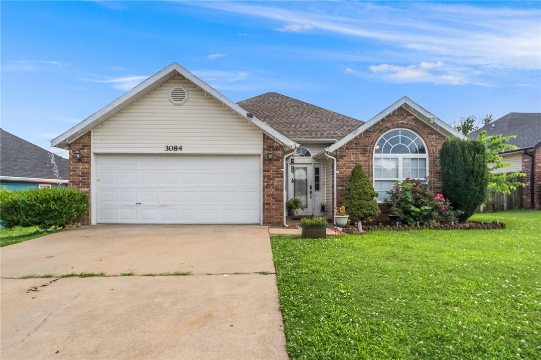 Welcome to this charming 3-bedroom, 2-bathroom home nestled in the heart of Springdale! This well-maintained property features a spacious open-concept living area, a functional kitchen with ample cabinet space, and a split floor plan for added privacy. The primary suite includes a private bath and walk-in closet, while the two additional bedrooms offer flexibility for guests, a home office, or family needs. Enjoy the fenced backyardāperfect for outdoor entertaining or relaxing evenings. Conveniently located near schools, parks, shopping, and easy access to I-49. This home offers comfort, convenience, and valueāschedule your showing today!