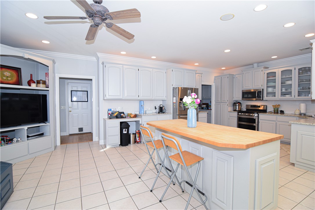 Southern Trace Rogers - Residential