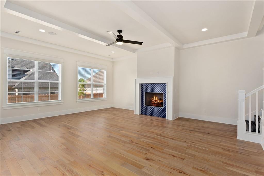 Starr Lake Sub - Residential Lease