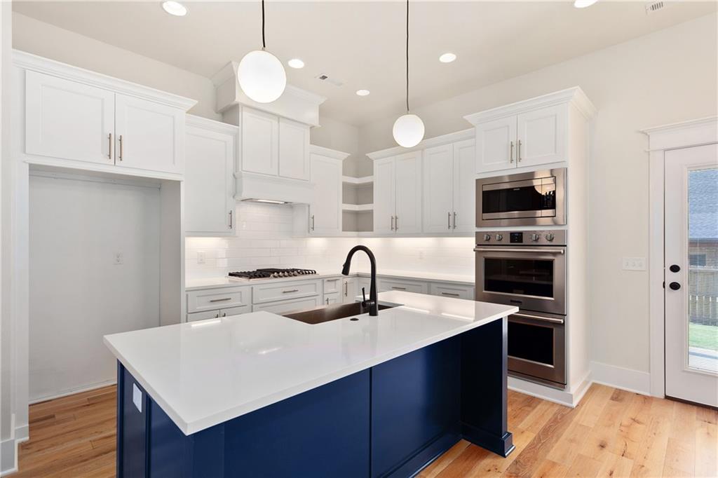 Starr Lake Sub - Residential Lease