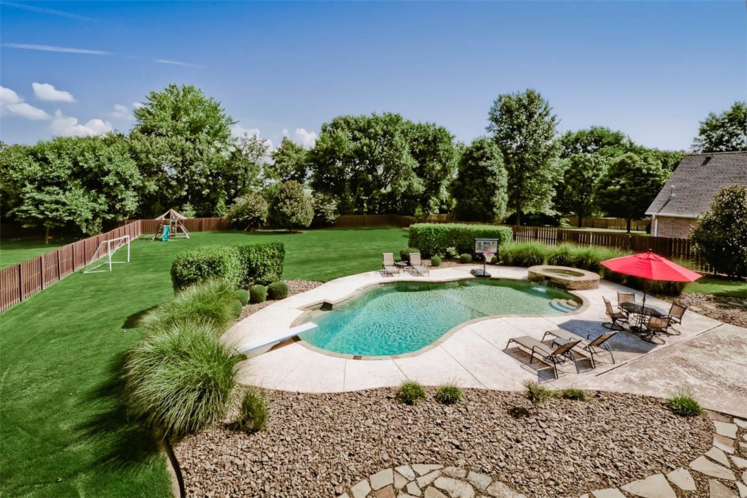 Manors On Blossom Way Crk Ph 4 Rogers - Residential