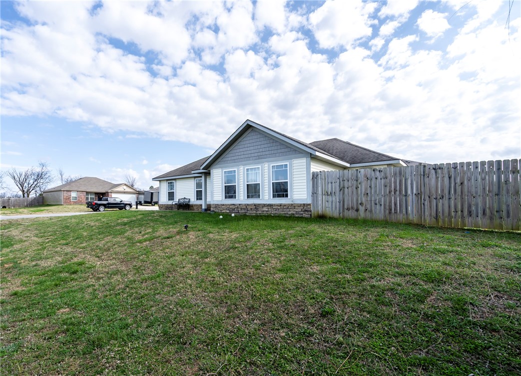 Country Meadows Sub - Residential